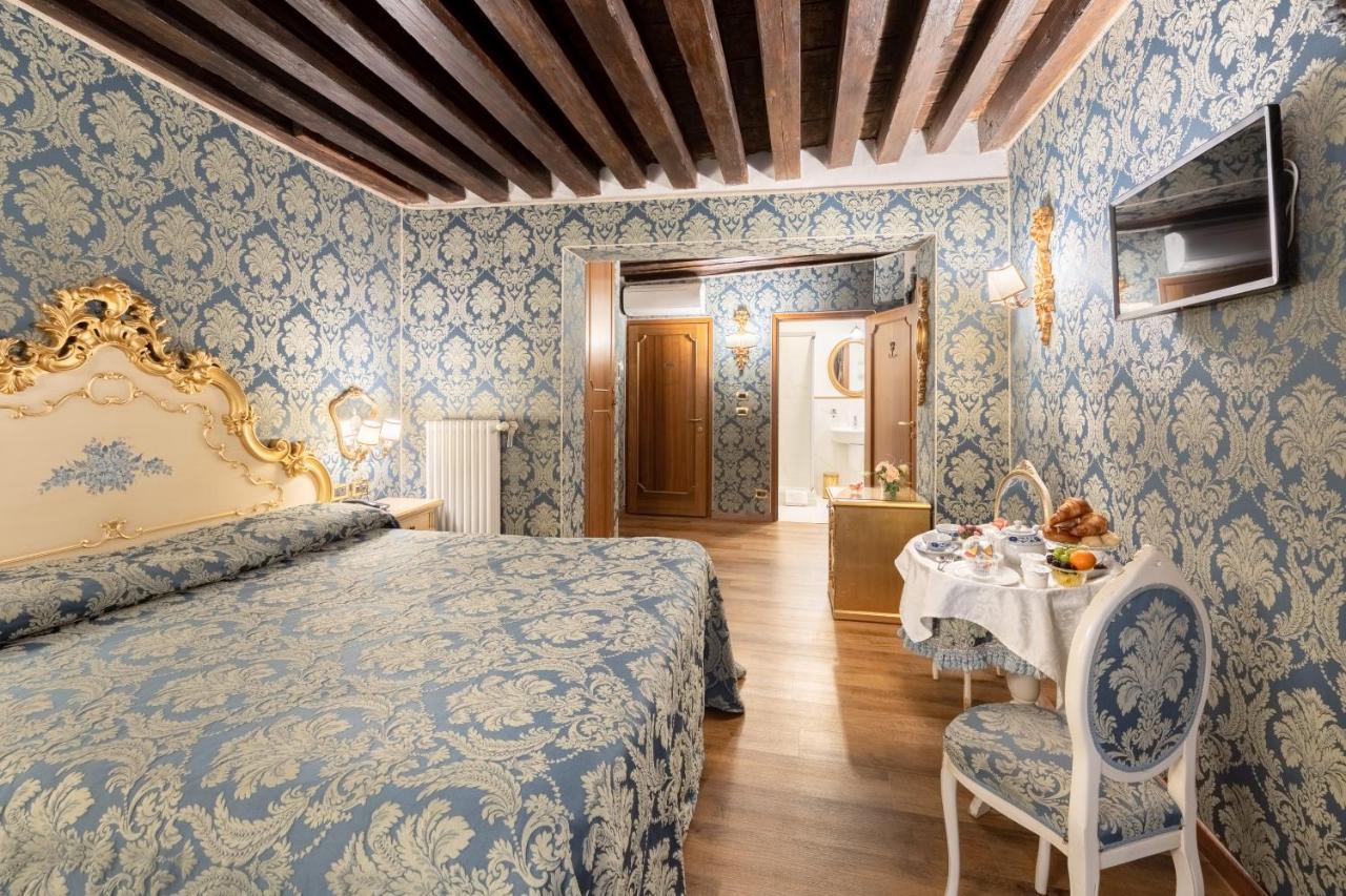 Residenza La Loggia Nocleg ze śniadaniem Wenecja