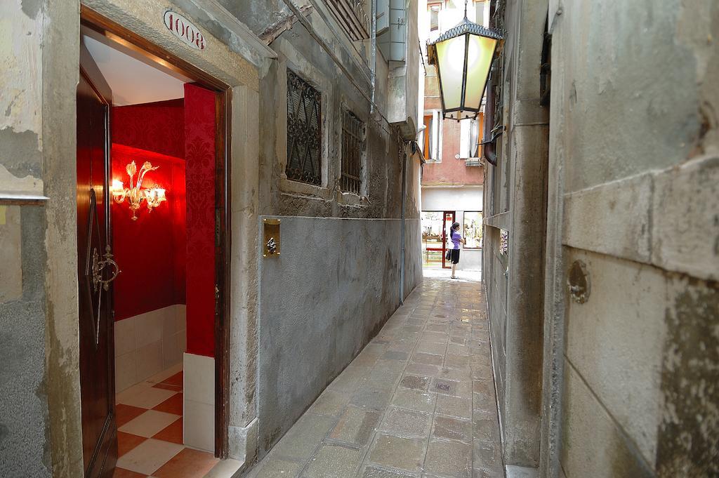 Residenza La Loggia Nocleg ze śniadaniem Wenecja
