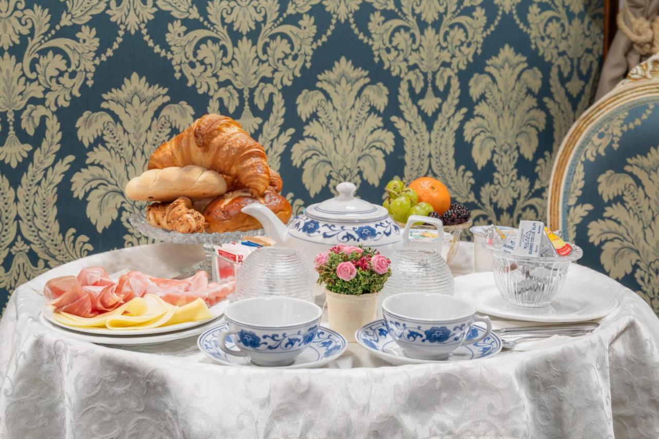 Residenza La Loggia Bed and breakfast 2*